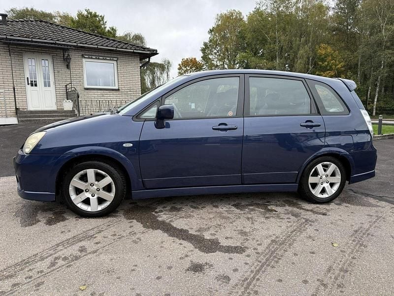 Blå Begagnad 2005 Suzuki Liana Halvkombi | 17 000 kr (Bra pris) - Bild 1/4