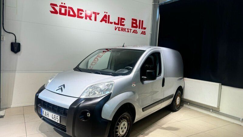 Silver Begagnad 2009 Citroën Nemo Minibuss | 39 900 kr - Bild 1/4