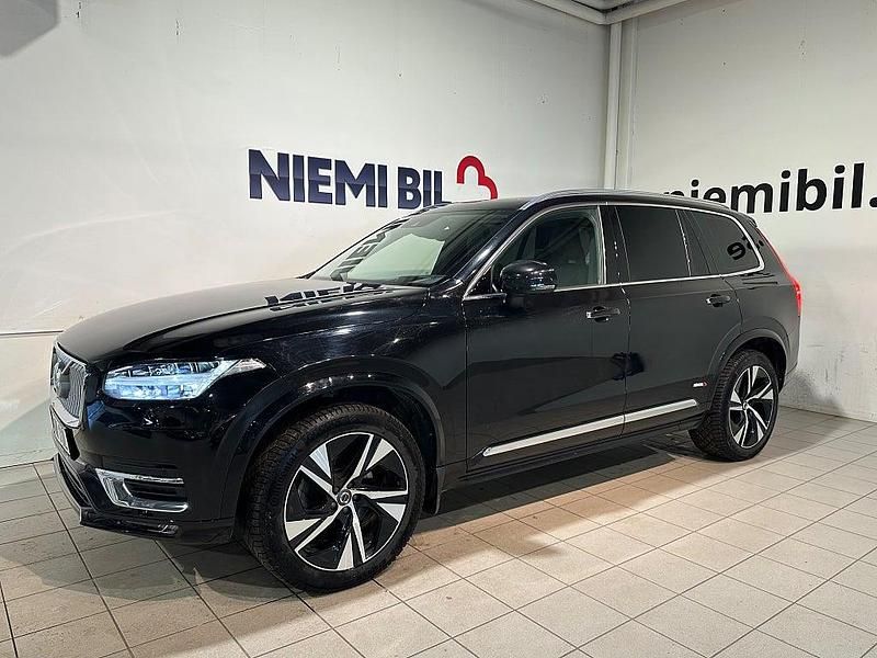 Begagnad Volvo XC90 Inscription 250 HK (183 kW) 2021 Svart SUV