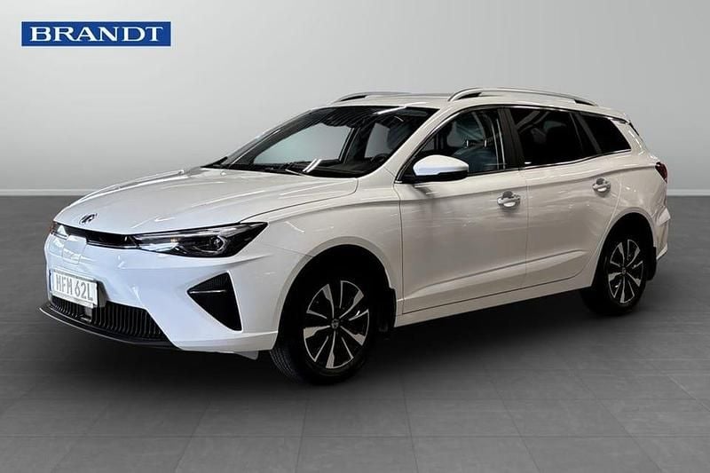 Begagnad MG MG5 EV Comfort 132 kW (180 HK) 2022 Vit Kombi
