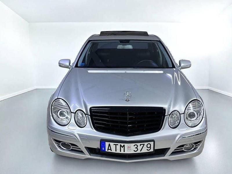 Begagnad Mercedes E280 Avantgarde 231 HK (169 kW) 2007 Silver Sedan