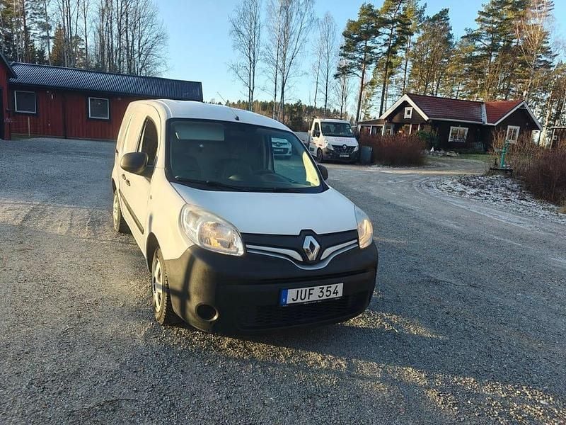 Begagnad Renault Kangoo 75 HK (55 kW) 2017 Minibuss
