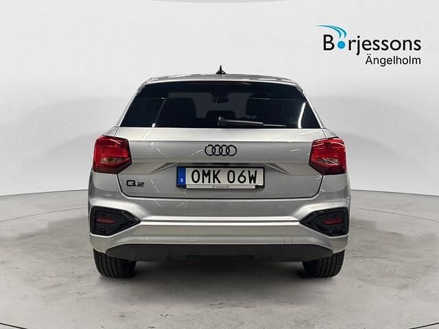 Begagnad Audi Q2 Advanced Plus 150 HK (110 kW) 2025 Silver SUV