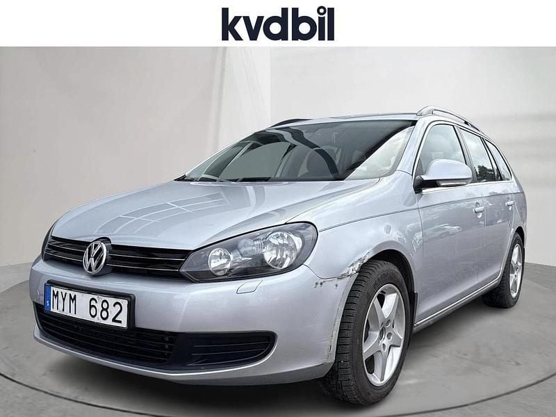 Begagnad VW Golf VII 2013 Silver Kombi