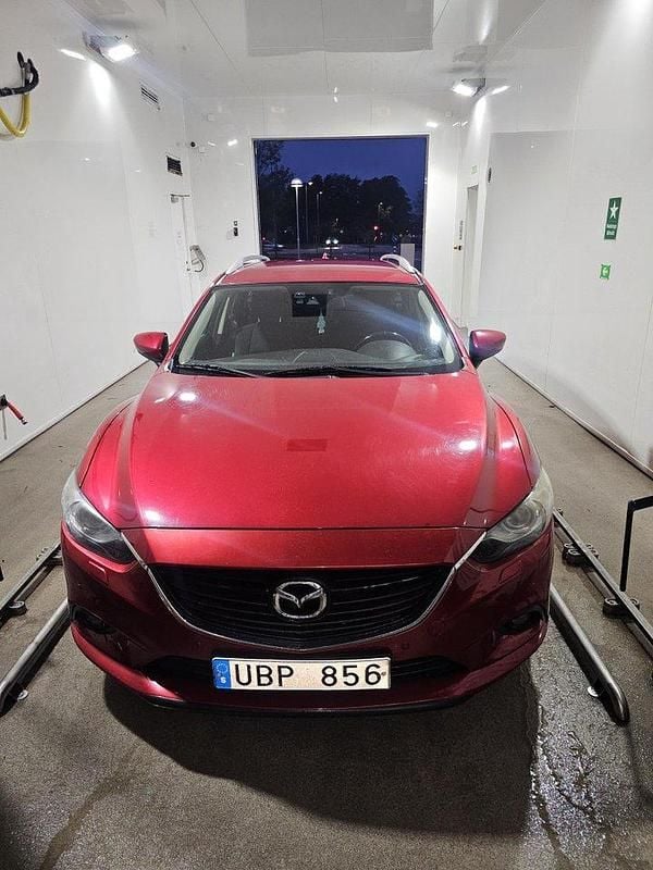 Röd Begagnad 2013 Mazda 6 Kombi | 85 000 kr (Bra pris) - Bild 1/4