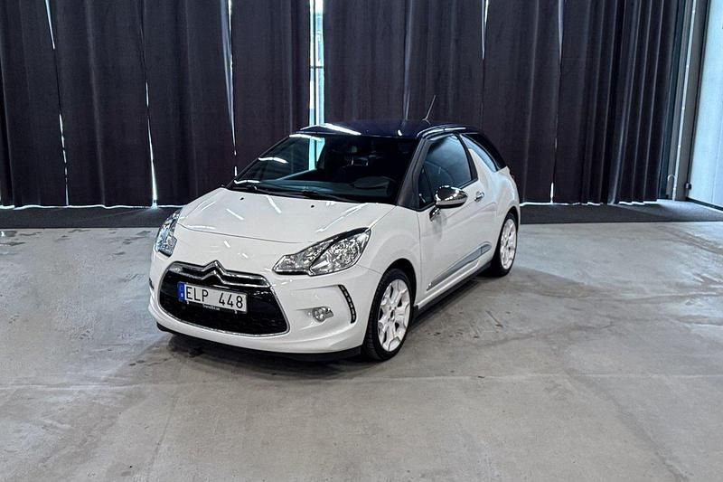 Flerfärgad Begagnad 2013 Citroën DS3 Halvkombi | 69 900 kr (Marknadspris) - Bild 1/4