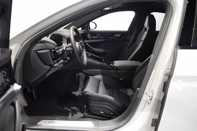 Begagnad Porsche Panamera 4 2026 Grå Sedan