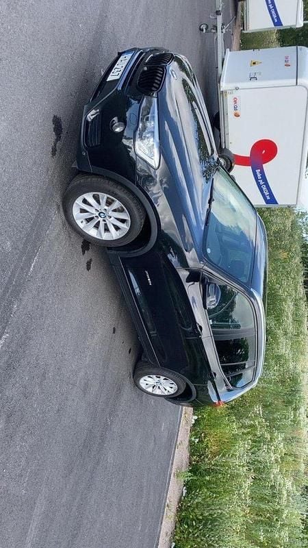 Svart Begagnad 2017 BMW X3 SUV | 229 000 kr (Marknadspris) - Bild 1/4