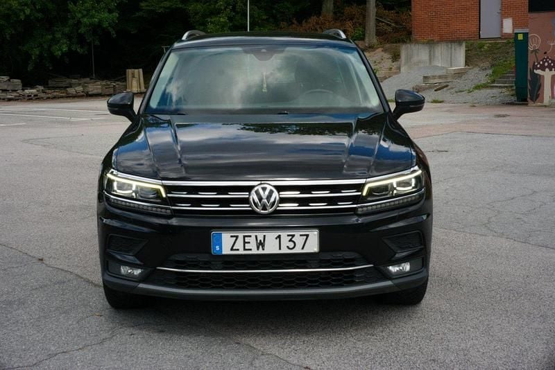 Svart Begagnad 2019 VW Tiguan GT SUV | 224 900 kr (Bra pris) - Bild 1/4