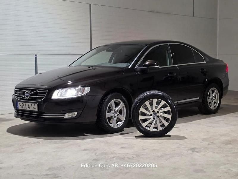Svart Begagnad 2014 Volvo S80 Sedan | 109 900 kr (Marknadspris) - Bild 1/4