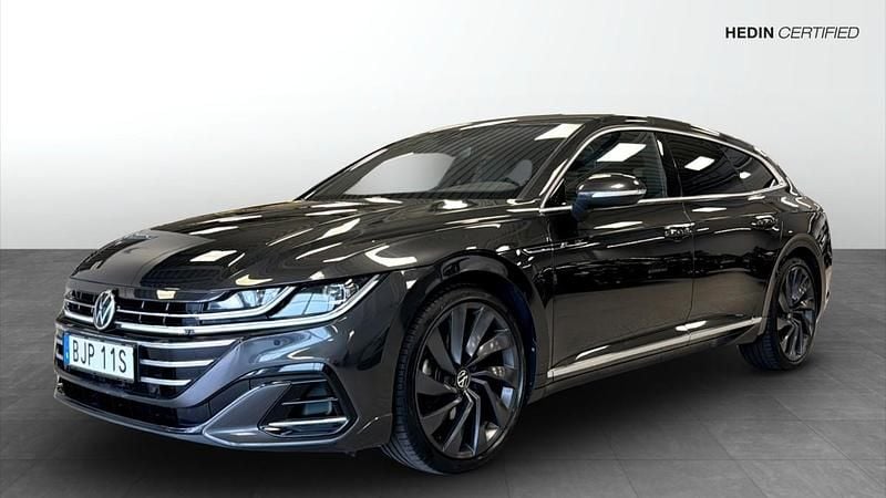 Mörkgrå (grey) Begagnad 2020 VW Arteon R-line Kombi | 349 900 kr (Marknadspris) - Bild 1/4