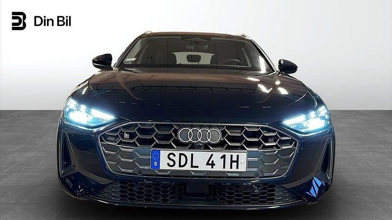 Begagnad Audi A5 252 HK (185 kW) 2025 Firmamentblå metallic Kombi