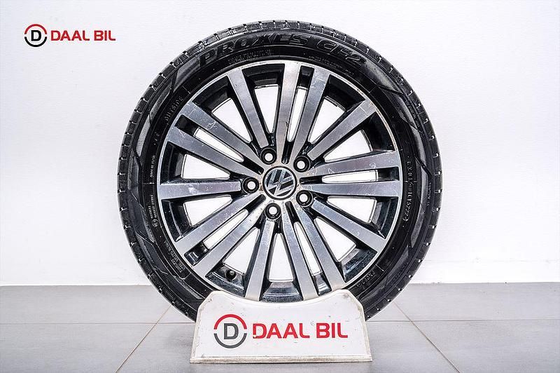 Begagnad VW Caddy 150 HK (110 kW) 2017 Silver Minibuss