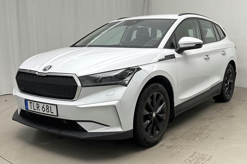 Vit Begagnad 2021 Skoda Enyaq iV SUV | 245 000 kr (Superpris) - Bild 1/4