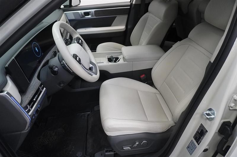 Begagnad Hyundai Santa Fe 2025 Vit SUV