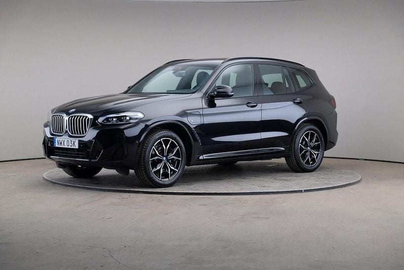 Svart Begagnad 2022 BMW X3 M Sport SUV | 479 000 kr (Marknadspris) - Bild 1/4
