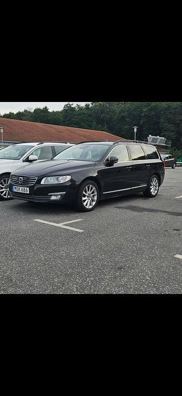 Svart Begagnad 2016 Volvo V70 Standard Kombi | 99 000 kr (Bra pris) - Bild 1/1