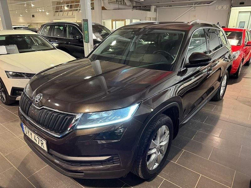 Brun Begagnad 2019 Skoda Kodiaq Business Line SUV | 259 000 kr (Marknadspris) - Bild 1/4