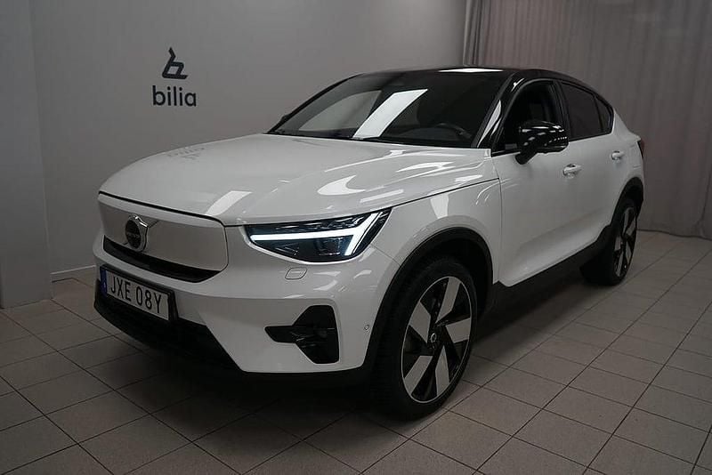 Vit Begagnad 2022 Volvo C40 SUV | 349 900 kr (Marknadspris) - Bild 1/3