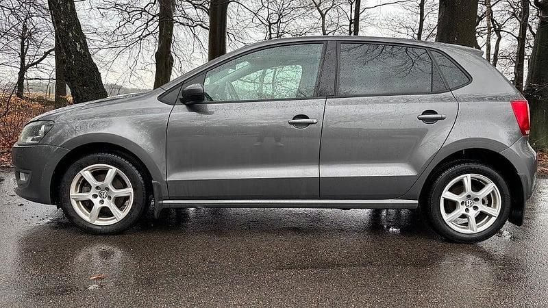 Begagnad VW Polo 86 HK (63 kW) 2013 Grå Halvkombi