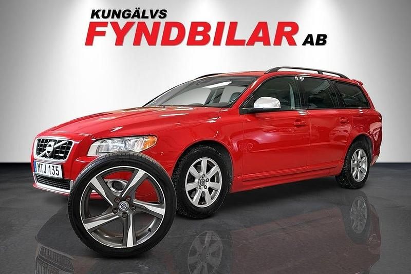 Begagnad Volvo V70 R-Design 180 HK (132 kW) 2012 Röd Kombi