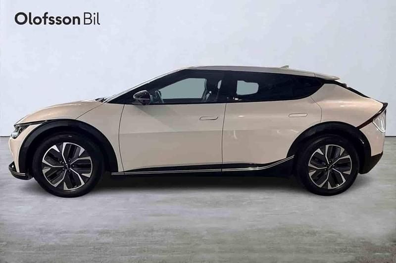 Vit Begagnad 2022 Kia EV6 4 SUV | 444 900 kr (Marknadspris) - Bild 1/1