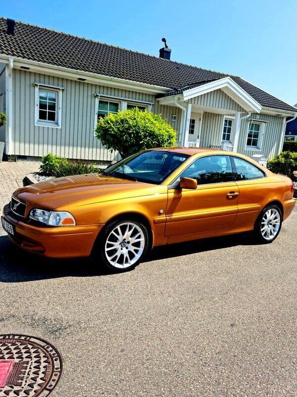 Gul Begagnad 2000 Volvo C70 Sportkupé | 39 300 kr (Lite dyr) - Bild 1/4