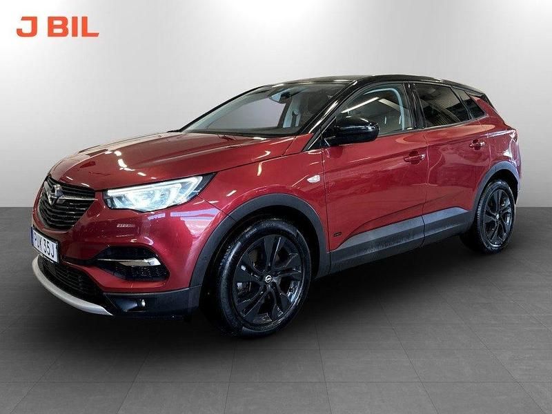 Röd Begagnad 2021 Opel Grandland X Design Edition SUV | 199 900 kr (Bra pris) - Bild 1/3