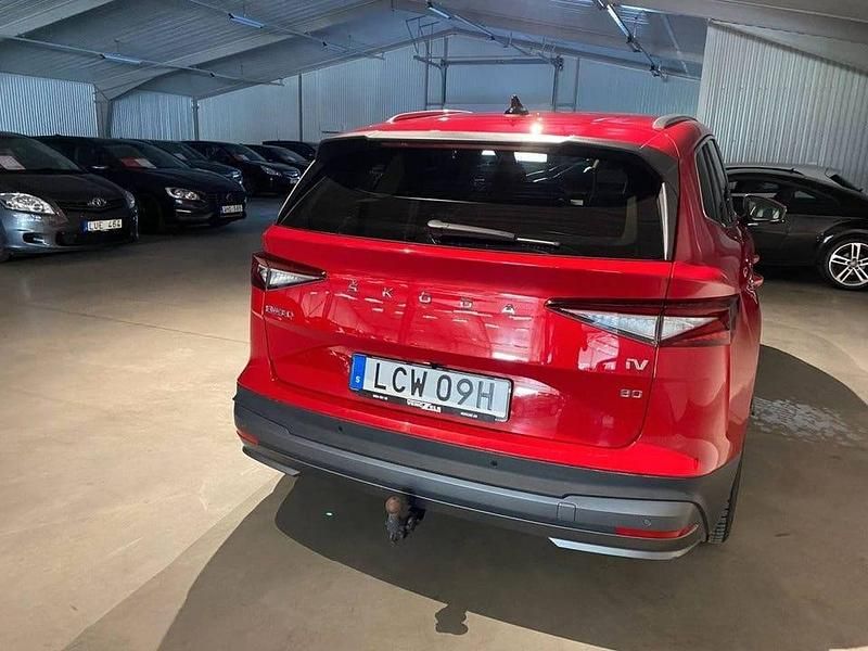 Begagnad Skoda Enyaq iV 150 kW (204 HK) 2021 Röd SUV