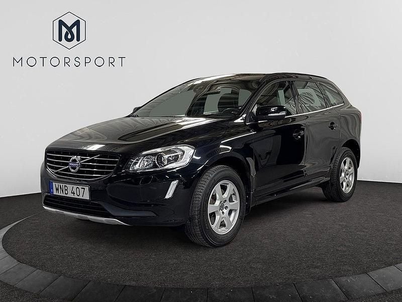 Svart metallic Begagnad 2015 Volvo XC60 Momentum SUV | 149 900 kr (Marknadspris) - Bild 1/3