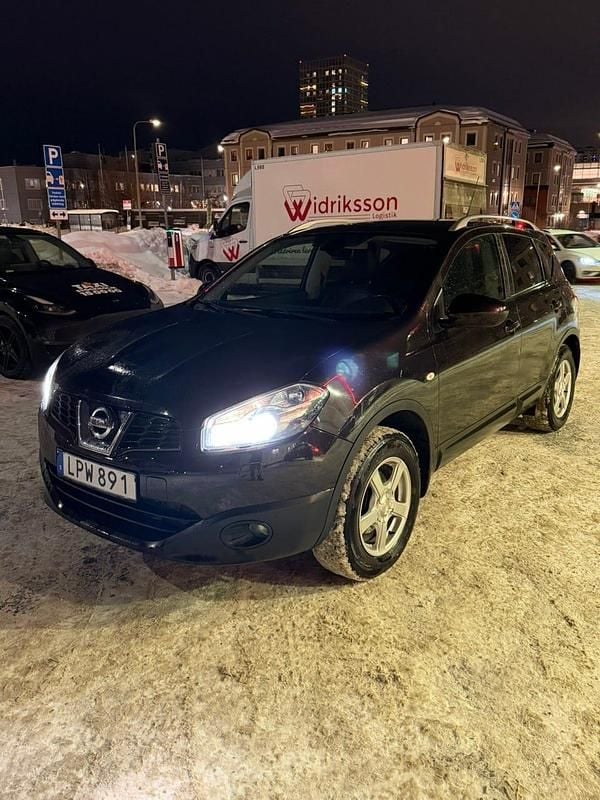 Begagnad 2011 Nissan Qashqai SUV | 75 000 kr (Superpris) - Bild 1/4