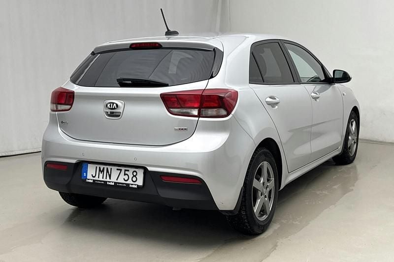 Begagnad Kia Rio 120 HK (88 kW) 2019 Grå