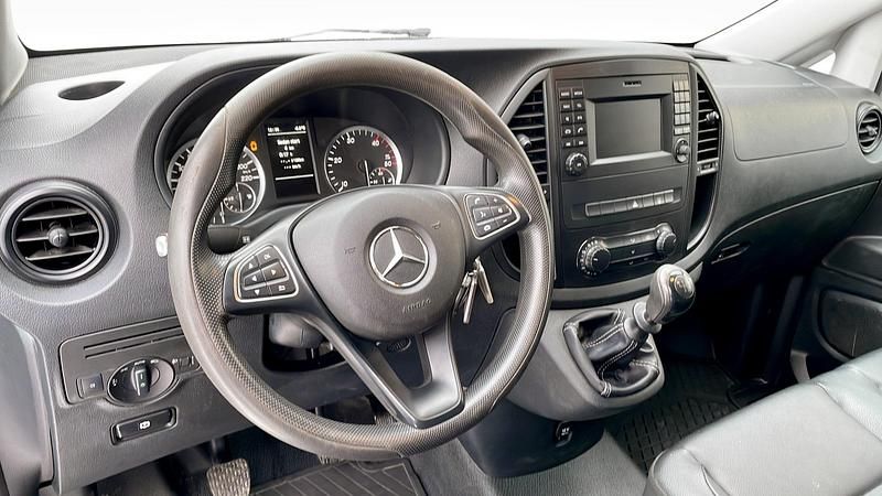 Begagnad Mercedes Vito 114 HK (83 kW) 2018 Vit Van