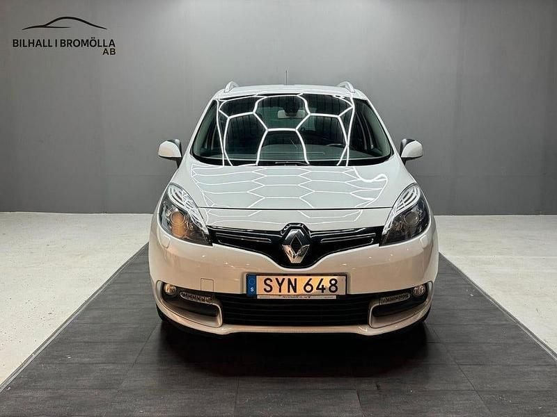 Vit Begagnad 2014 Renault Scénic III Minibuss | 72 900 kr (Marknadspris) - Bild 1/4