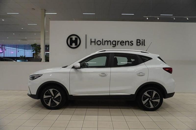 Begagnad MG ZS Comfort 130 kW (177 HK) 2022 Vit SUV