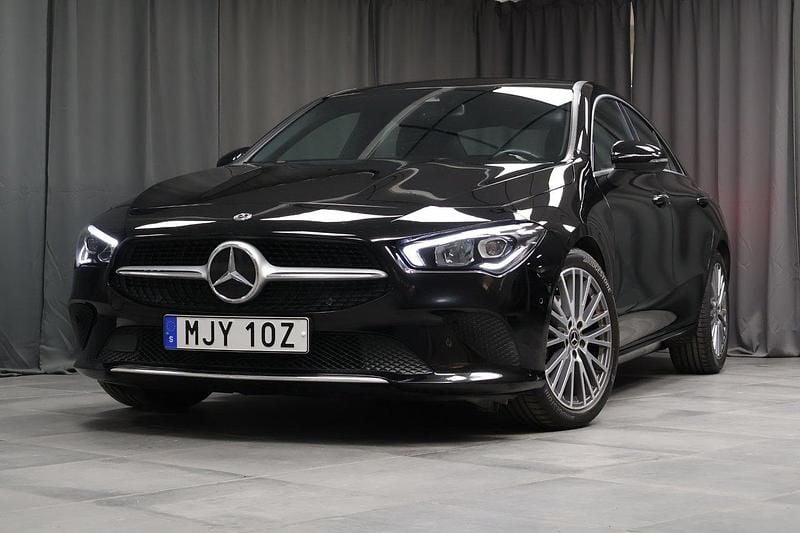 Svart Begagnad 2019 Mercedes CLA200 Progressive Sportkupé | 259 000 kr (Superpris) - Bild 1/4
