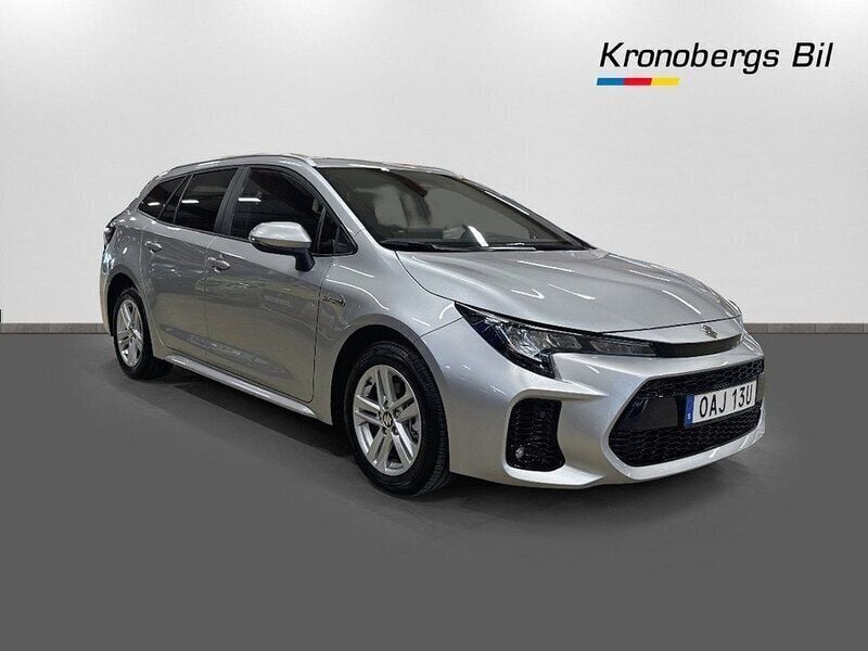 Begagnad Suzuki Swace 141 HK (103 kW) 2024 Silver metallic Kombi