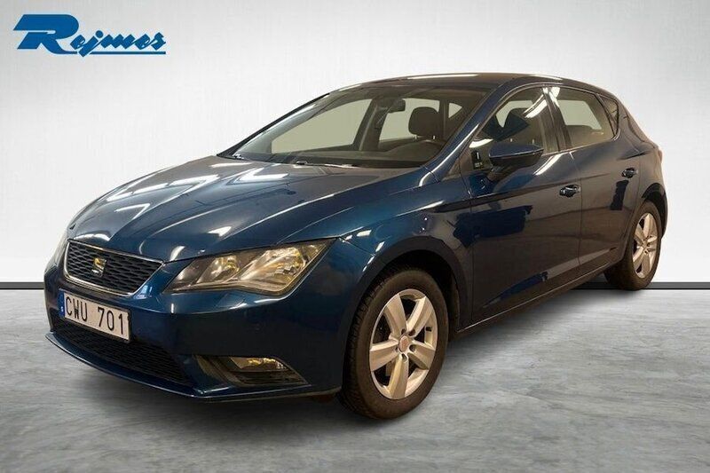 Ljusblå Begagnad 2013 Seat Leon Kombi | 69 100 kr (Marknadspris) - Bild 1/4