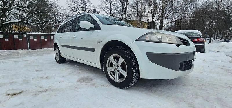 Begagnad Renault Mégane III 105 HK (77 kW) 2009