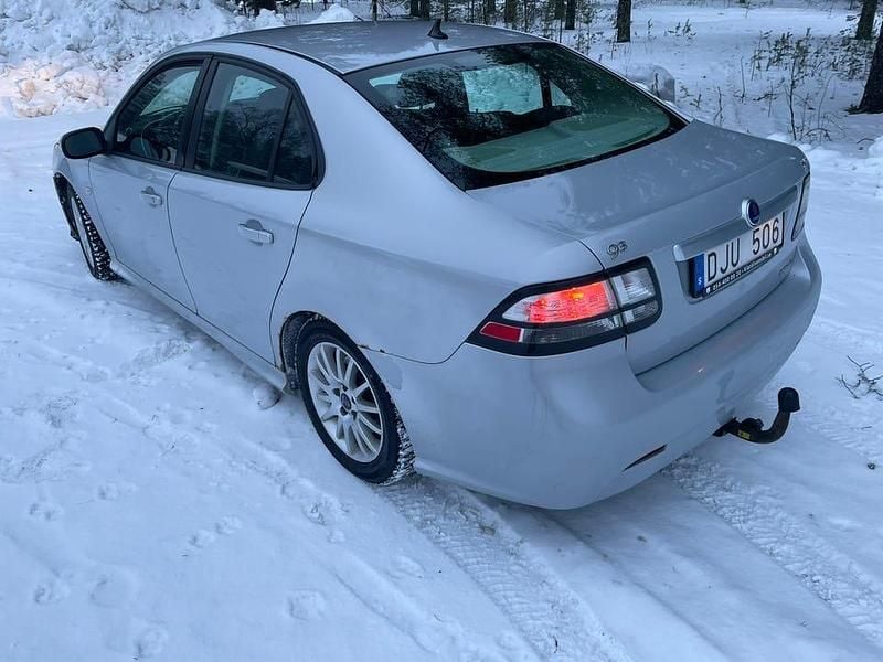 Begagnad Saab 9-3 175 HK (128 kW) 2009 Silver Sedan