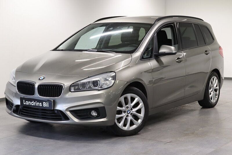 Silver Begagnad 2015 BMW 220 Gran Tourer Advantage Minibuss | 159 000 kr (Marknadspris) - Bild 1/4
