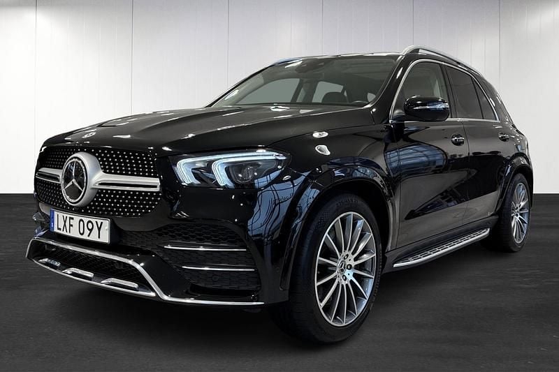 Svart (black) Begagnad 2022 Mercedes GLE350 SUV | 709 900 kr (Marknadspris) - Bild 1/4