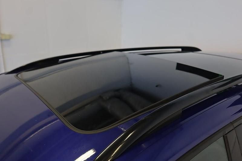 Begagnad VW Golf VII R 301 HK (221 kW) 2016 Blå Kombi