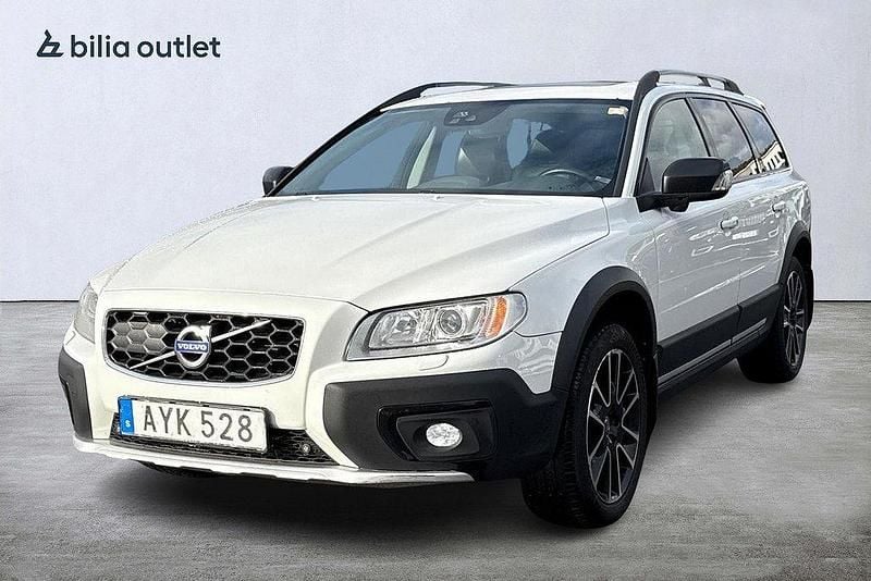 Vit Begagnad 2015 Volvo XC70 Pro SUV | 104 900 kr (Superpris) - Bild 1/3