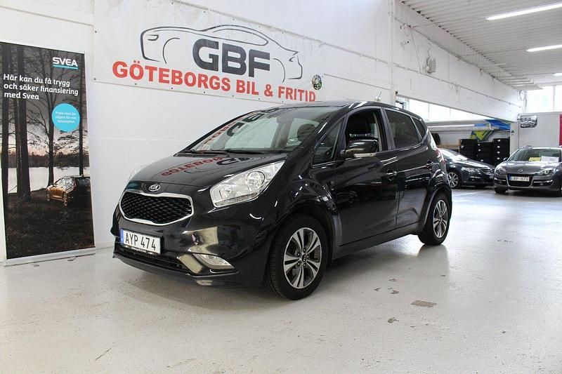 Svart Begagnad 2017 Kia Venga Comfort Halvkombi | 134 900 kr (Lite dyr) - Bild 1/4