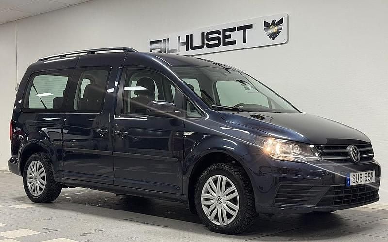Blå Begagnad 2020 VW Caddy Maxi Life Minibuss | 339 900 kr - Bild 1/4