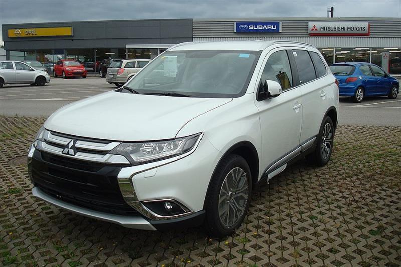 Såld Mitsubishi Outlander 2,2 Aut ., begagnad 2016, 600