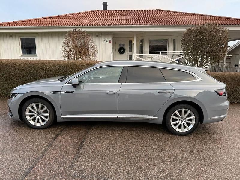 Begagnad VW Arteon R-line 218 HK (160 kW) 2022 Kombi