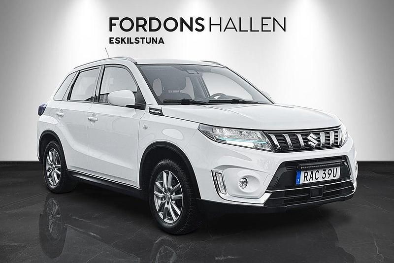Begagnad Suzuki Vitara 102 HK (75 kW) 2022 Vit SUV