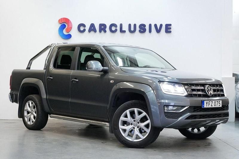 Grå Begagnad 2017 VW Amarok Highline Pickup | 269 900 kr (Marknadspris) - Bild 1/4
